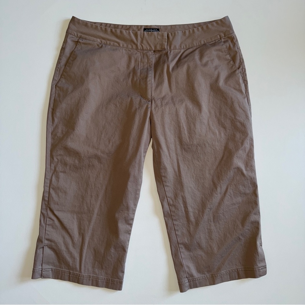 Adidas Golf Capris Tan Women's 14 Flat Front Cotton Stretch Athleisure Sporty